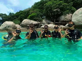 PADI Discover Scuba Diving - Diving on Samui for beginners Diving on Samui for beginners