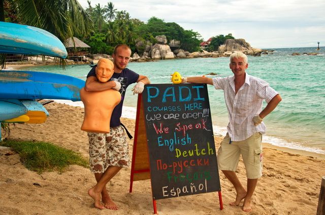  PADI Diving Courses for beginners & certified divers on Koh Phangan Island with accommodation